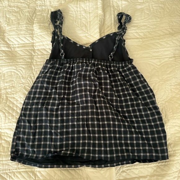 Flowy Checkered Abercombie Tank Top - Picture 2 of 2